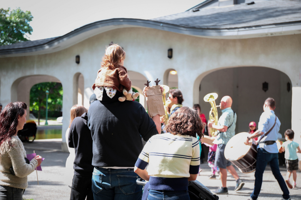 Picnics, puppets, and parades! Oh my! The Secret Mountain was overjoyed to co-host Kids POP in celebration of A Picnic in the Sun.